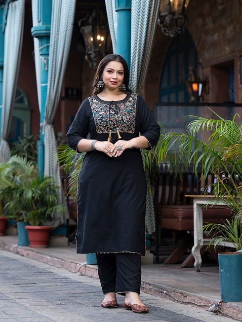 Women Plus Size Black Pure Cotton Kurta Set With Dupatta